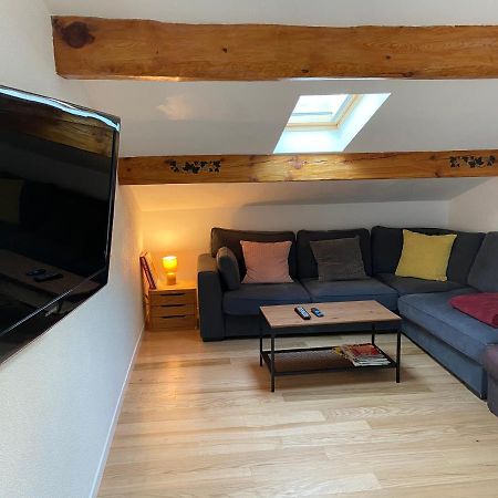 Les Cypres Apartment Enveitg Luaran gambar