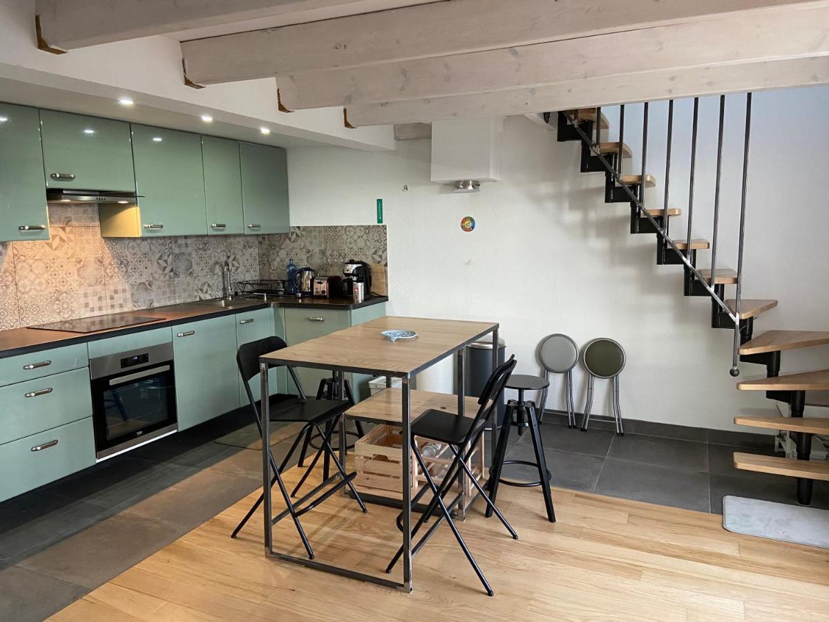 Les Cypres Apartment Enveitg Luaran gambar