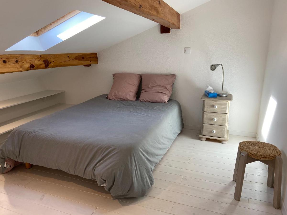 Les Cypres Apartment Enveitg Luaran gambar